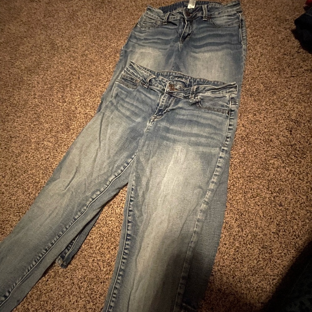 💰3 for $12! Maurices Light Blue Skinny Jean (2 pair) & dark denim (1) Size 4